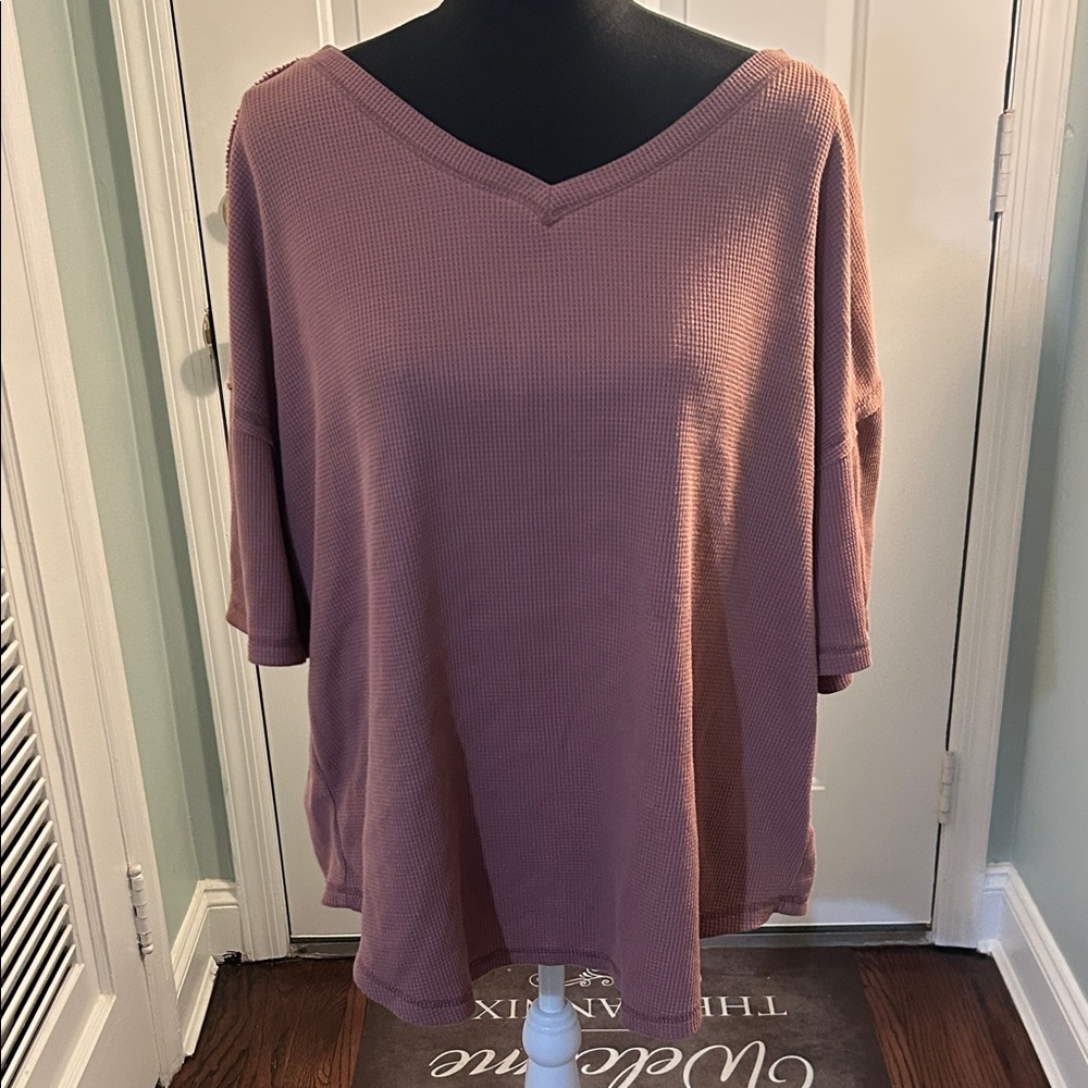 Elegant V-Neck Short Sleeve Top